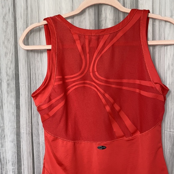 Adidas top - Picture 6 of 12